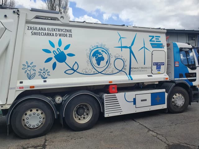 Samochód który zbiera elektrośmieci z osiedla - łatwy sposób na e-odpady Samochód który zbiera elektrośmieci z osiedla - łatwy sposób na e-odpady